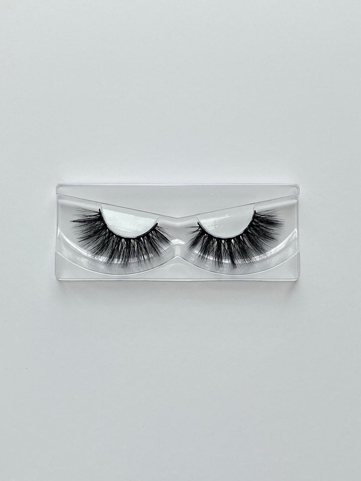 Dramatic Strip Lash book