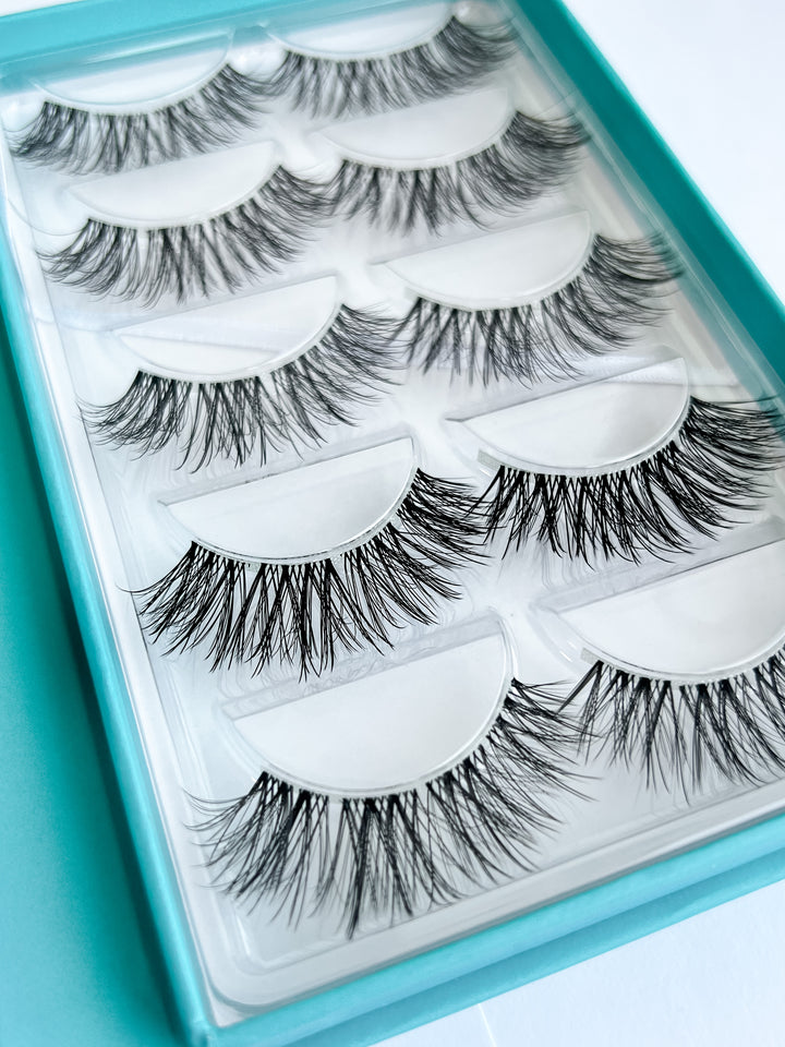 SWEETIE LASH BOOK
