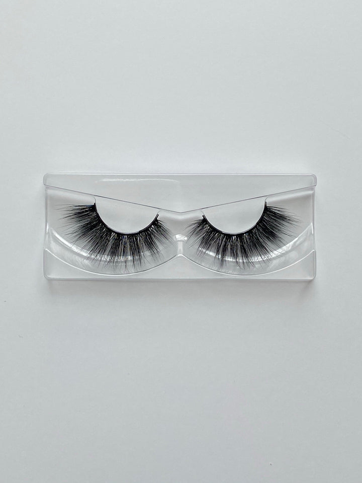 Dramatic Strip Lash book